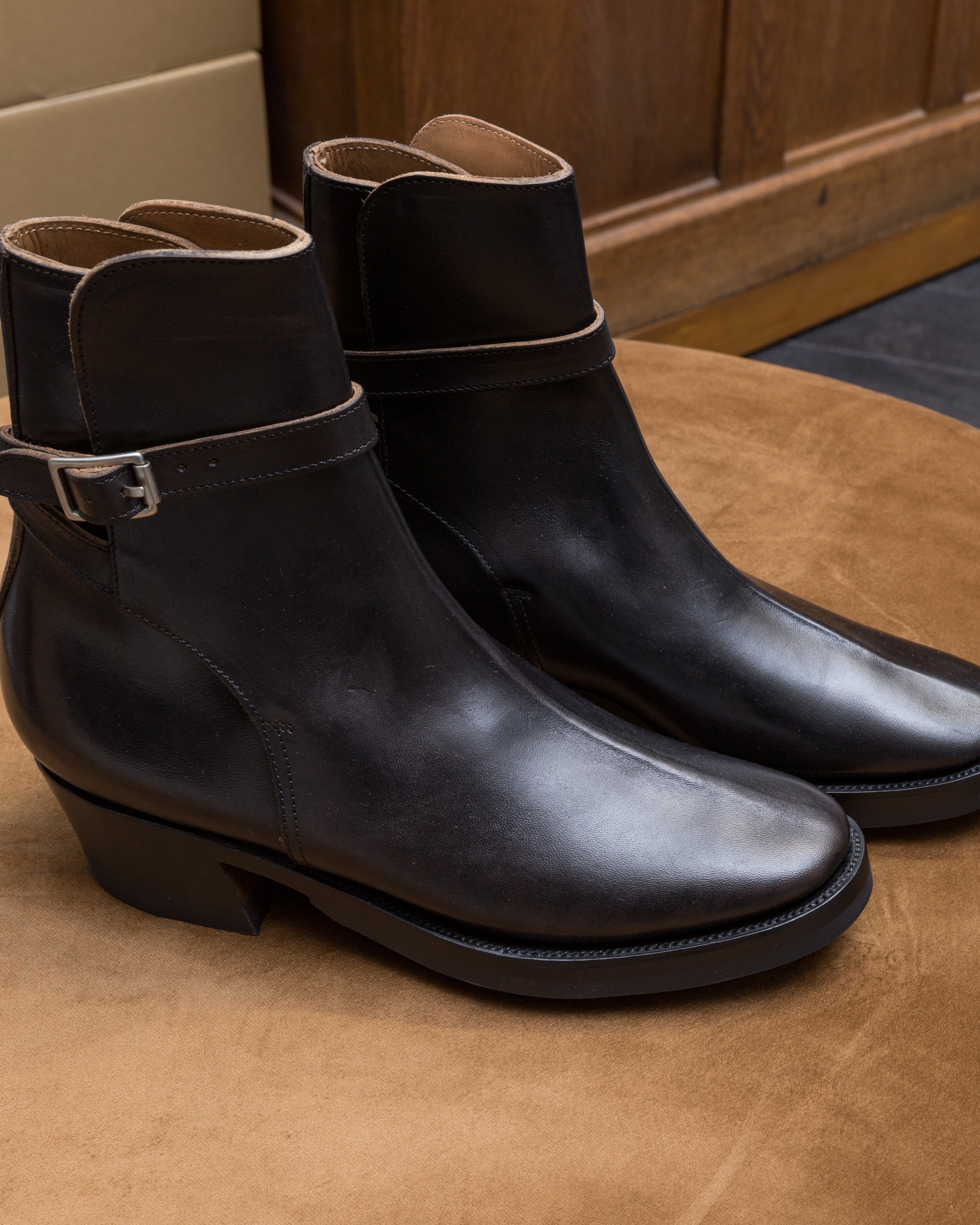 Jodhpur Boots in Black Overdyed Horsebutt (CN-S Last) - 9(US8)